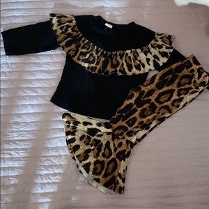 Adorbale Bell Bottom animal print matching set 12m